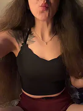 Snapshot of SwissHotLeo chatting on March 28, 2026, 11:39 pm SwissHotLeo online show from March 28, 2026, 11:39 pm