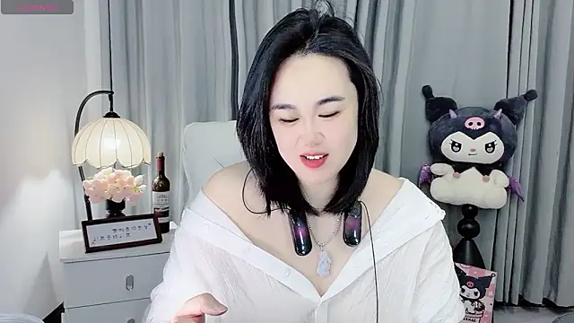 Snapshot of i4Fog chatting on April 4, 2026, 12:23 pm i4Fog online show from April 4, 2026, 12:23 pm