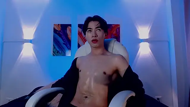 Snapshot of IlyaRomanov chatting on April 1, 2026, 11:34 pm IlyaRomanov online show from April 1, 2026, 11:34 pm