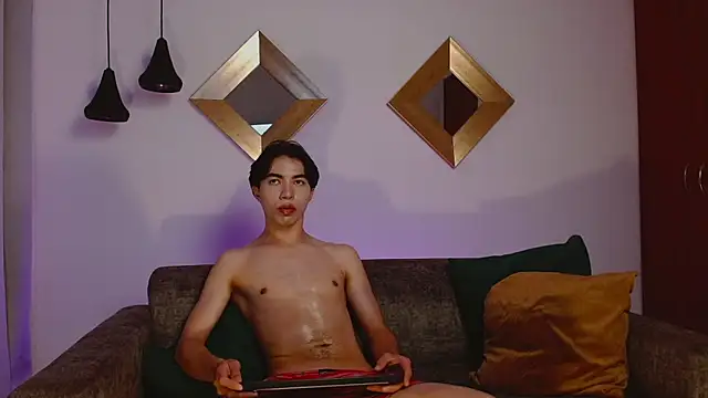 Snapshot of IlyaRomanov chatting on April 10, 2026, 11:45 pm IlyaRomanov online show from April 10, 2026, 11:45 pm