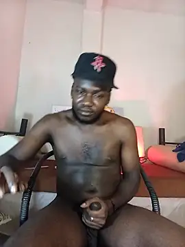 Snapshot of alfablackx chatting on April 9, 2026, 11:44 pm alfablackx online show from April 9, 2026, 11:44 pm