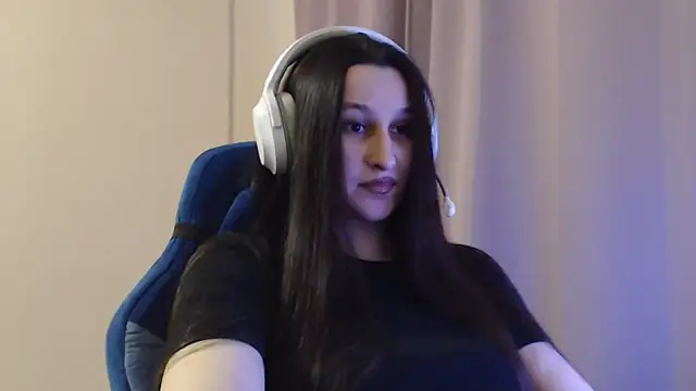 RiffedEye online show from April 7, 2026, 2:08 pm