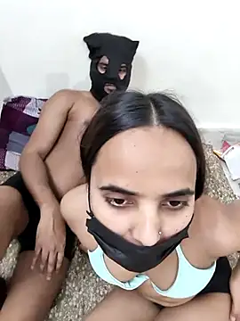 couple-new online show from April 4, 2026, 6:14 pm