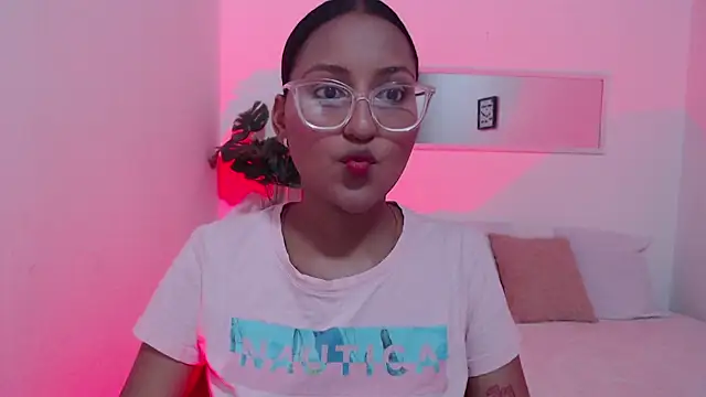 Rubi Diamond  online show from March 25, 2026, 7:46 pm