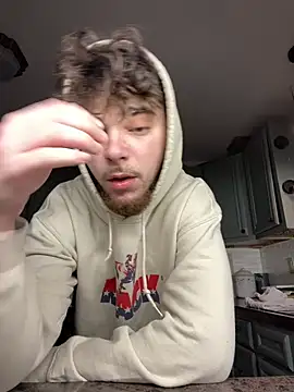 dommydom7177 online show from April 10, 2026, 10:44 am