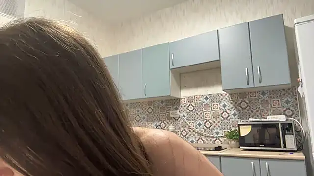 LypsiXo online show from March 22, 2026, 5:36 pm