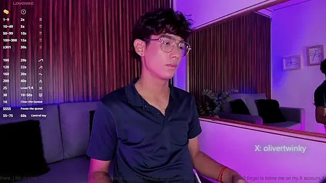 Oliver20   online show from April 10, 2026, 5:14 am