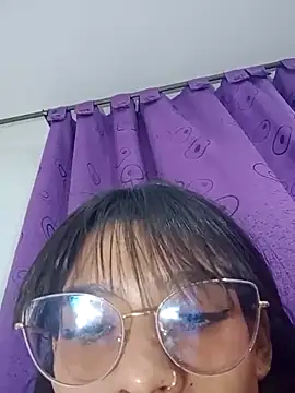 avalustyy online show from April 8, 2026, 12:23 am