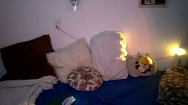 Tabitta  online show from March 22, 2026, 4:27 am