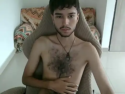 Adrien polo online show from April 13, 2026, 2:10 pm