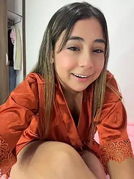 Snapshot of MelodyRey__ chatting on July 5, 2026, 3:00 am MelodyRey online show from July 5, 2026, 3:00 am