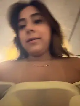 Snapshot of MelodyRey__ chatting on July 11, 2026, 4:35 am MelodyRey online show from July 11, 2026, 4:35 am