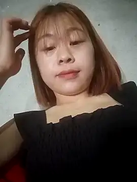 Aurora Luna online show from March 22, 2026, 3:32 am