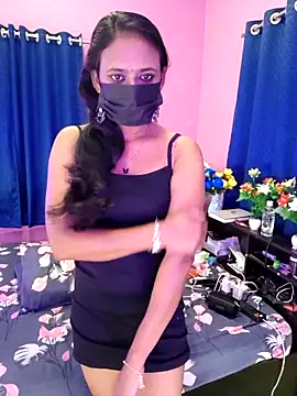 Snapshot of Lena_mahiyaa chatting on March 23, 2026, 12:33 am Lena mahiyaa online show from March 23, 2026, 12:33 am