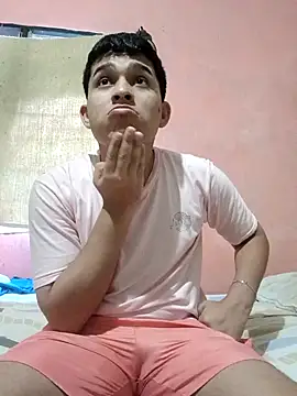 Snapshot of alee28728 chatting on March 26, 2026, 9:02 pm alee28728 online show from March 26, 2026, 9:02 pm