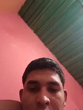 Snapshot of alee28728 chatting on March 31, 2026, 7:43 am alee28728 online show from March 31, 2026, 7:43 am