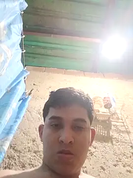 Snapshot of alee28728 chatting on April 15, 2026, 6:08 am alee28728 online show from April 15, 2026, 6:08 am