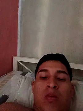 Snapshot of alee28728 chatting on March 30, 2026, 7:26 pm alee28728 online show from March 30, 2026, 7:26 pm