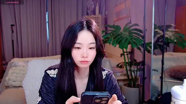 Snapshot of JaeHartMorn chatting on April 12, 2026, 12:14 am JaeHartMorn online show from April 12, 2026, 12:14 am