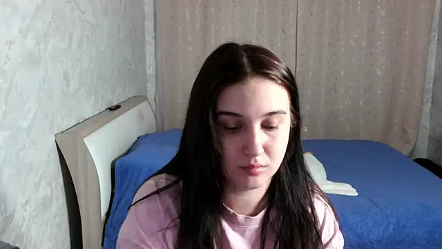 EileenMooren online show from April 9, 2026, 8:04 pm