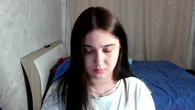 EileenMooren online show from April 10, 2026, 9:00 pm