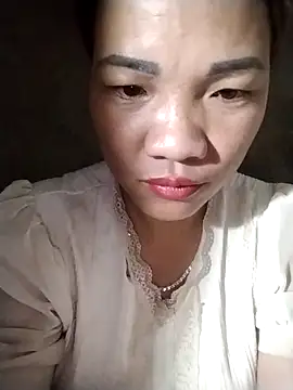 sfgggg1111 online show from April 11, 2026, 9:40 pm