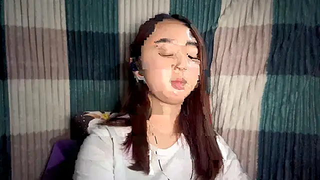 Snapshot of LenoraLacassagne chatting on March 24, 2026, 4:07 pm LenoraLacassagne online show from March 24, 2026, 4:07 pm