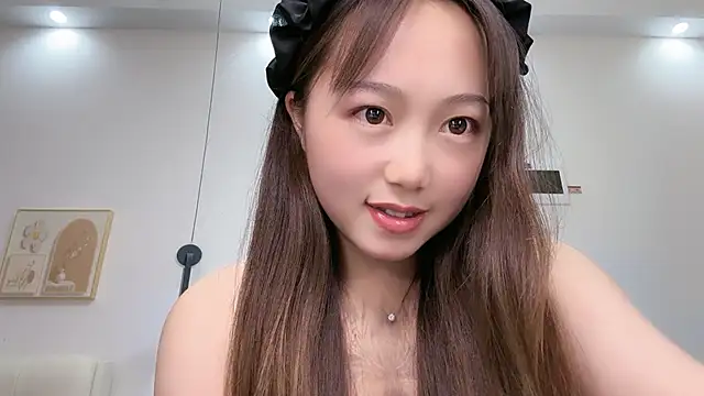 shuangshuang3 online show from July 19, 2026, 3:42 pm