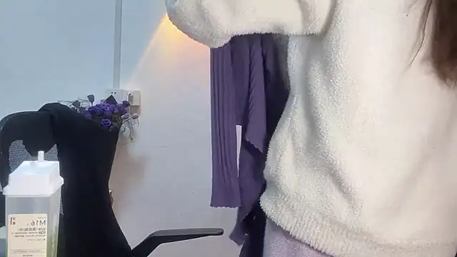 Snapshot of leilei998 chatting on April 11, 2026, 11:47 am leilei998 online show from April 11, 2026, 11:47 am