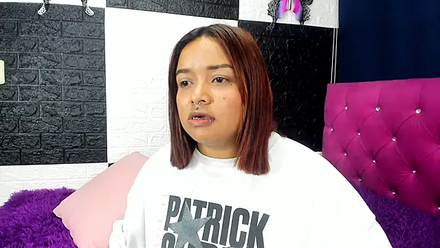 Snapshot of SofiiaCutee chatting on March 22, 2026, 1:31 am SofiiaCutee online show from March 22, 2026, 1:31 am