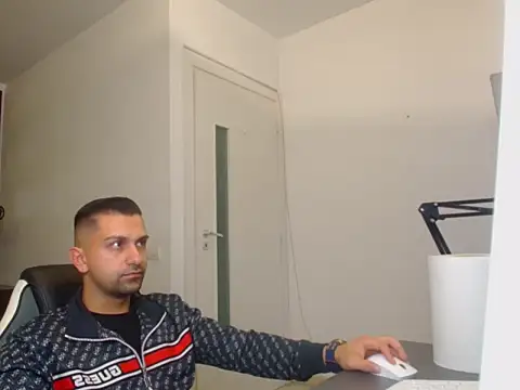 Snapshot of BryceReign chatting on April 11, 2026, 4:09 am BryceReign online show from April 11, 2026, 4:09 am