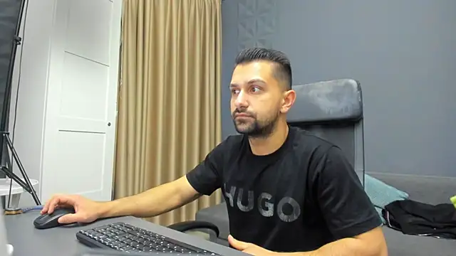 Snapshot of BryceReign chatting on March 31, 2026, 4:25 am BryceReign online show from March 31, 2026, 4:25 am