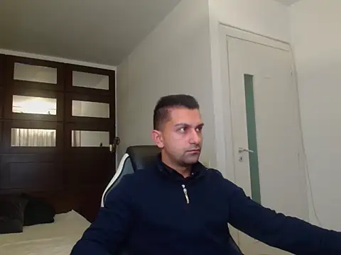 Snapshot of BryceReign chatting on April 3, 2026, 4:41 am BryceReign online show from April 3, 2026, 4:41 am