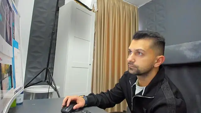 Snapshot of BryceReign chatting on March 25, 2026, 5:29 am BryceReign online show from March 25, 2026, 5:29 am