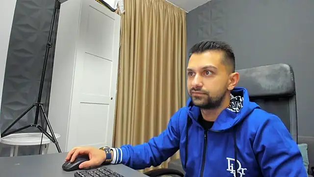 Snapshot of BryceReign chatting on March 28, 2026, 5:30 am BryceReign online show from March 28, 2026, 5:30 am