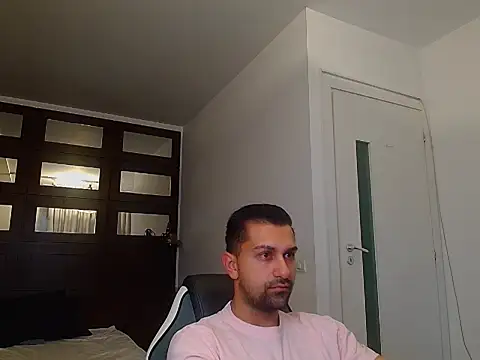 BryceReign online show from May 25, 2026, 4:34 am