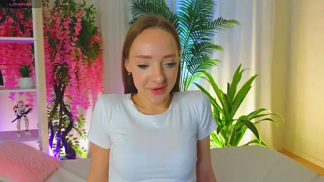 GertrudeWilson online show from March 27, 2026, 6:44 am