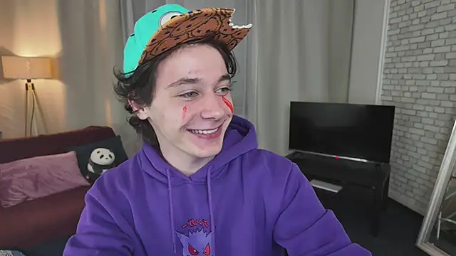 KevinStrike online show from March 31, 2026, 7:27 pm