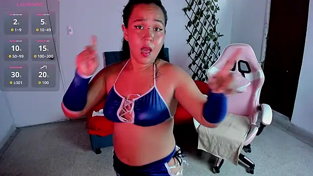 LisaTepes online show from April 11, 2026, 9:07 pm