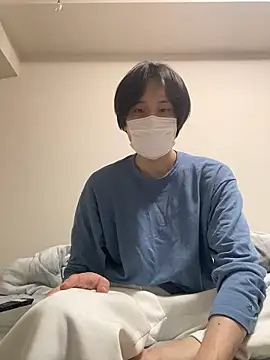 Snapshot of youta200 chatting on June 15, 2026, 1:55 pm youta200 online show from June 15, 2026, 1:55 pm