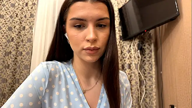 Snapshot of KerryForce chatting on April 8, 2026, 4:41 pm KerryForce online show from April 8, 2026, 4:41 pm