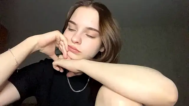 Snapshot of SageFennell chatting on March 24, 2026, 6:52 pm SageFennell online show from March 24, 2026, 6:52 pm