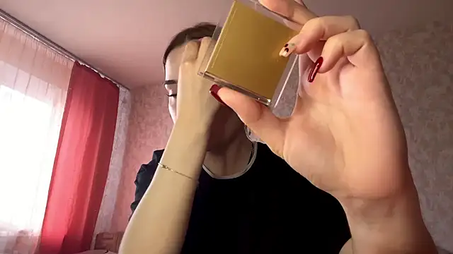 Snapshot of SageFennell chatting on April 2, 2026, 7:37 am SageFennell online show from April 2, 2026, 7:37 am