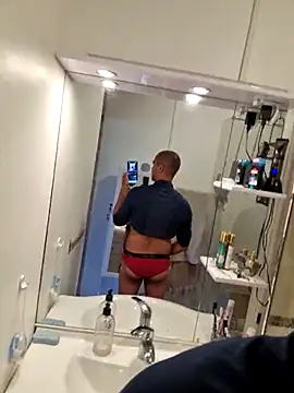 Justfunfree online show from April 2, 2026, 2:24 pm