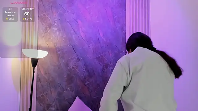 alina sauvage online show from April 11, 2026, 11:14 am