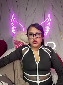 Snapshot of Melody_LS chatting on April 2, 2026, 2:08 am Melody LS online show from April 2, 2026, 2:08 am