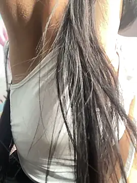 Anitta  LS online show from April 7, 2026, 4:42 pm