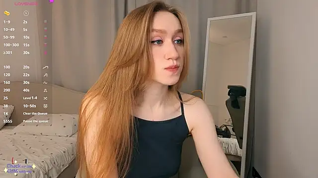 mowalova online show from May 25, 2026, 6:34 am