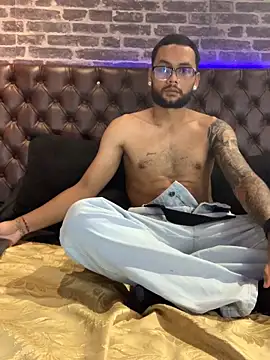 Snapshot of KyleJoss30 chatting on March 23, 2026, 9:14 pm KyleJoss30 online show from March 23, 2026, 9:14 pm