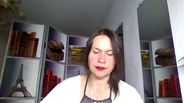 Selena Moo online show from March 30, 2026, 7:54 am